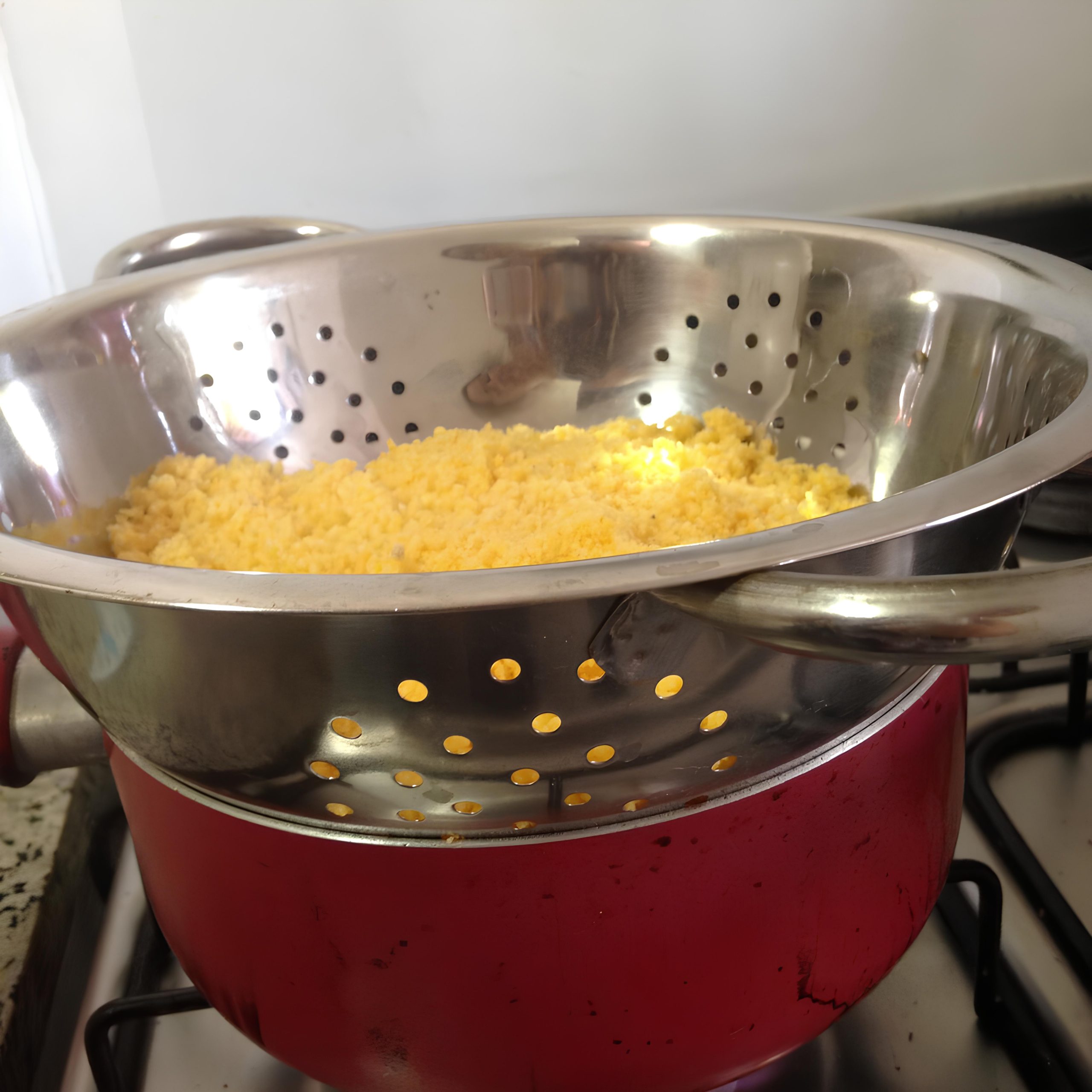 Cuscuz sem Cuscuzeira: Inovação na Cozinha