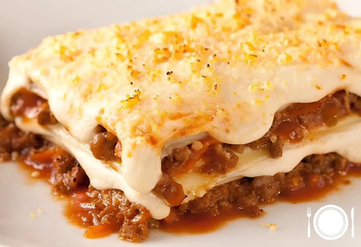 Como Fazer Lasanha com Molho Bechamel na Panela de Ferro