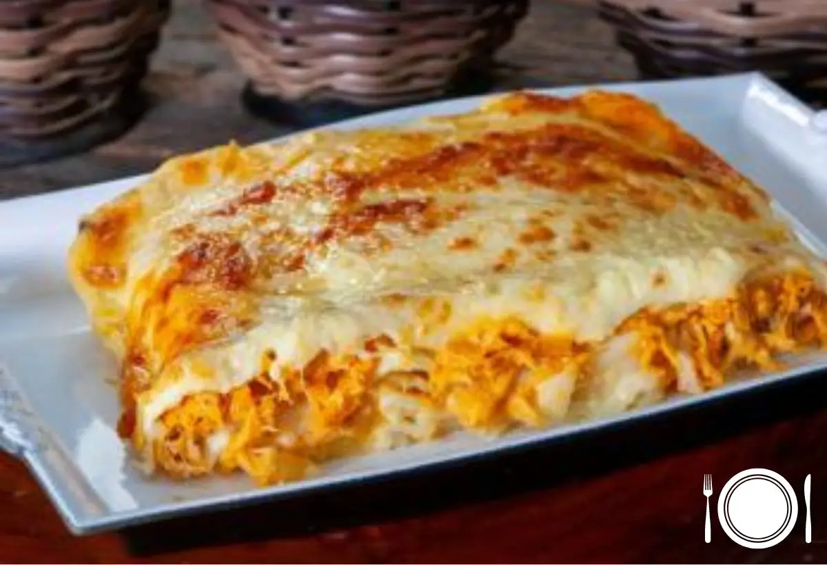 Lasanha de Frango com Queijo na Panela de Ferro