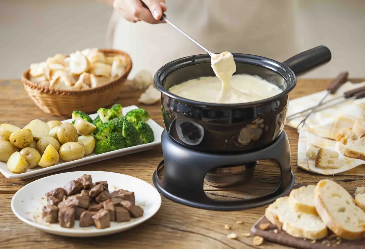 Fondue de Carne e Queijo