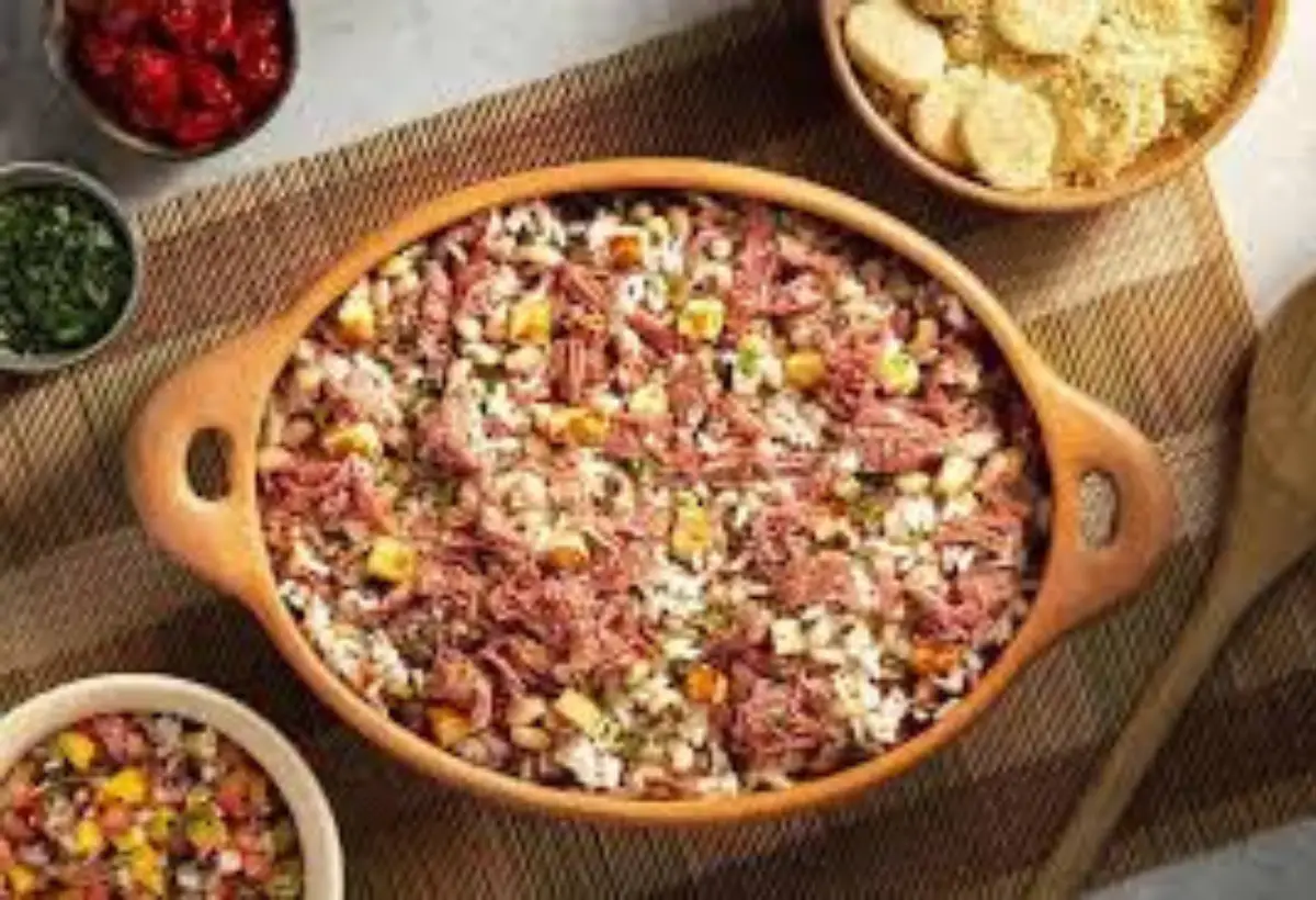 Baião de Dois na Panela de Pedra