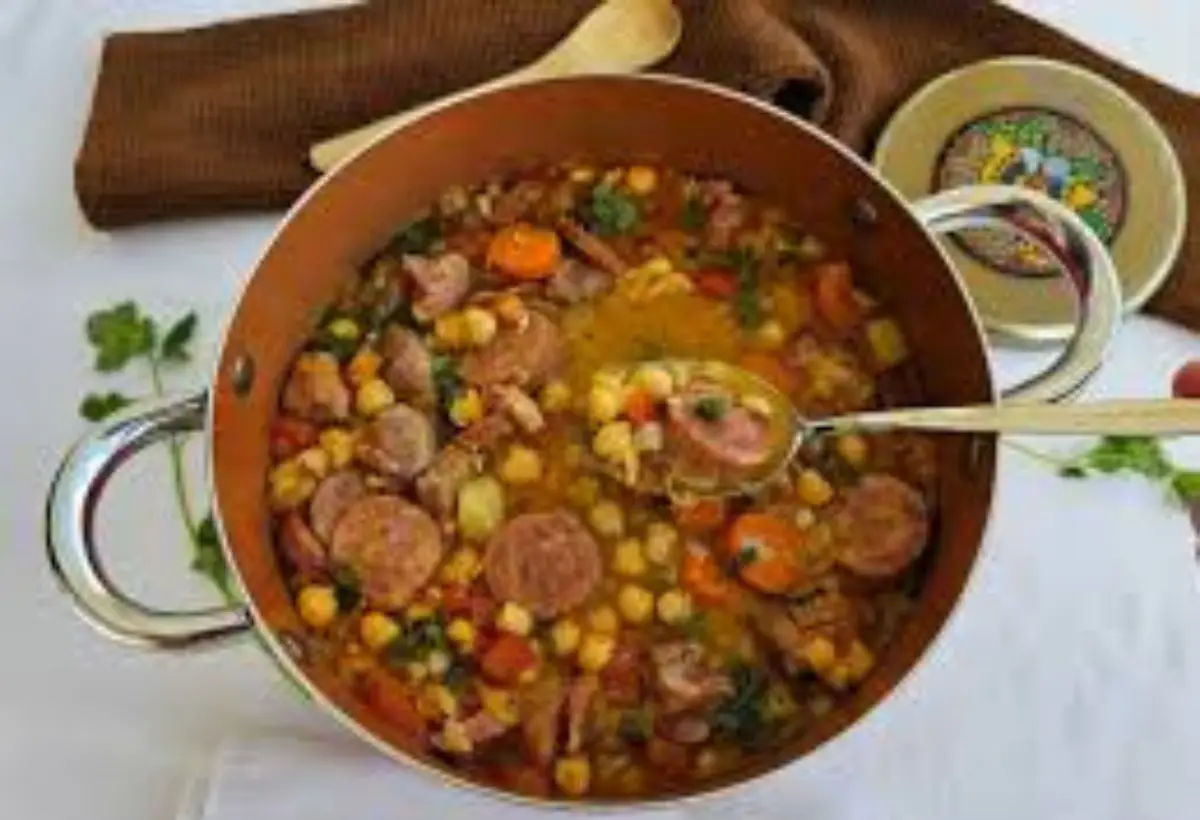 Puchero na Panela de Pedra