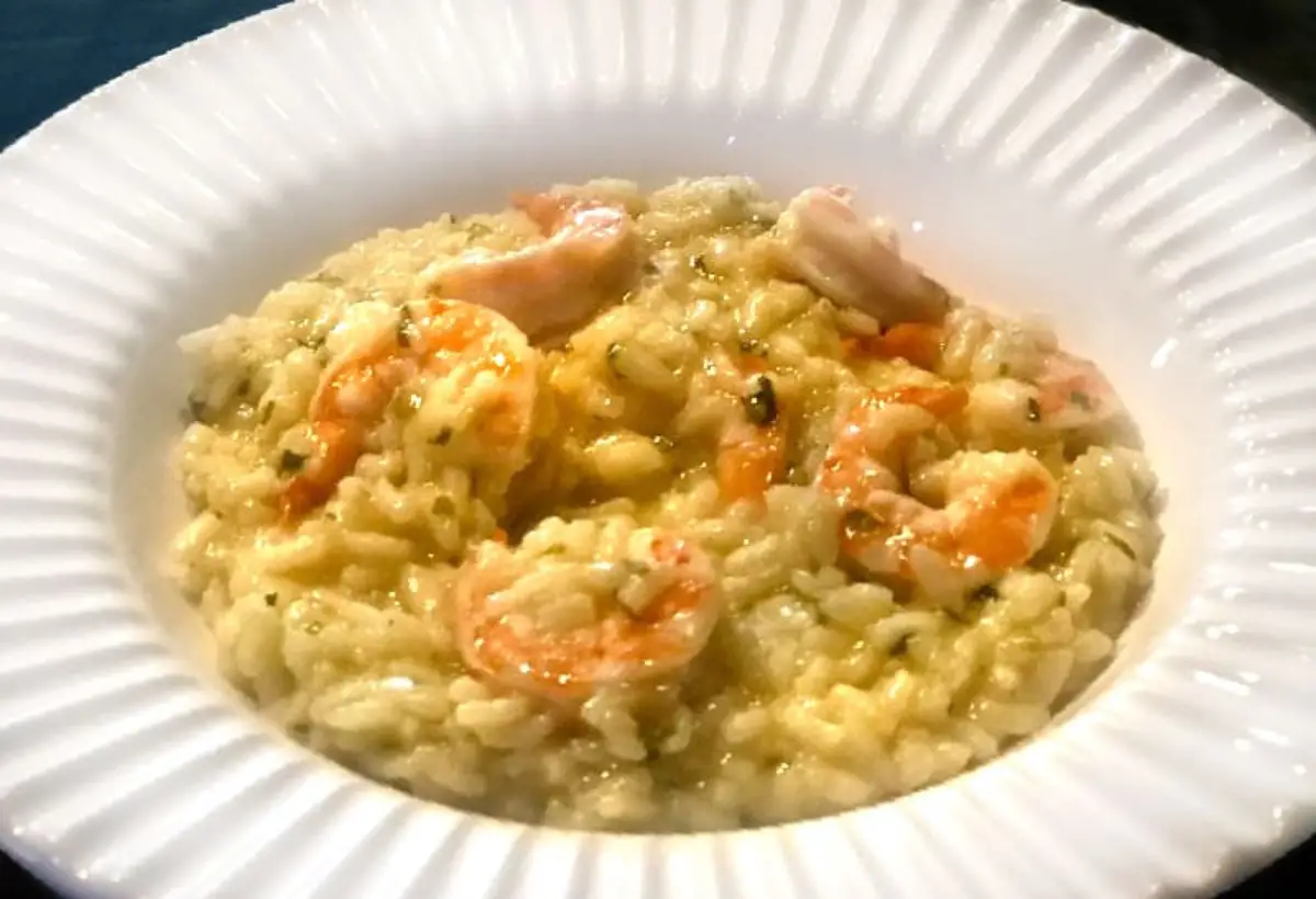 Risoto de Camarão na Panela de Pedra
