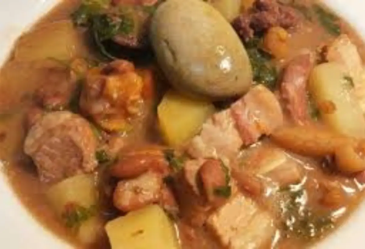 Sopa de Pedra na Panela de Pedra