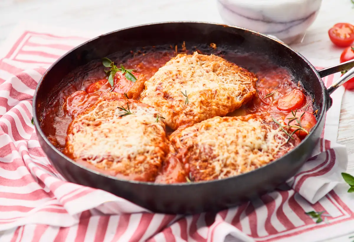 Parmegiana na Panela de Barro