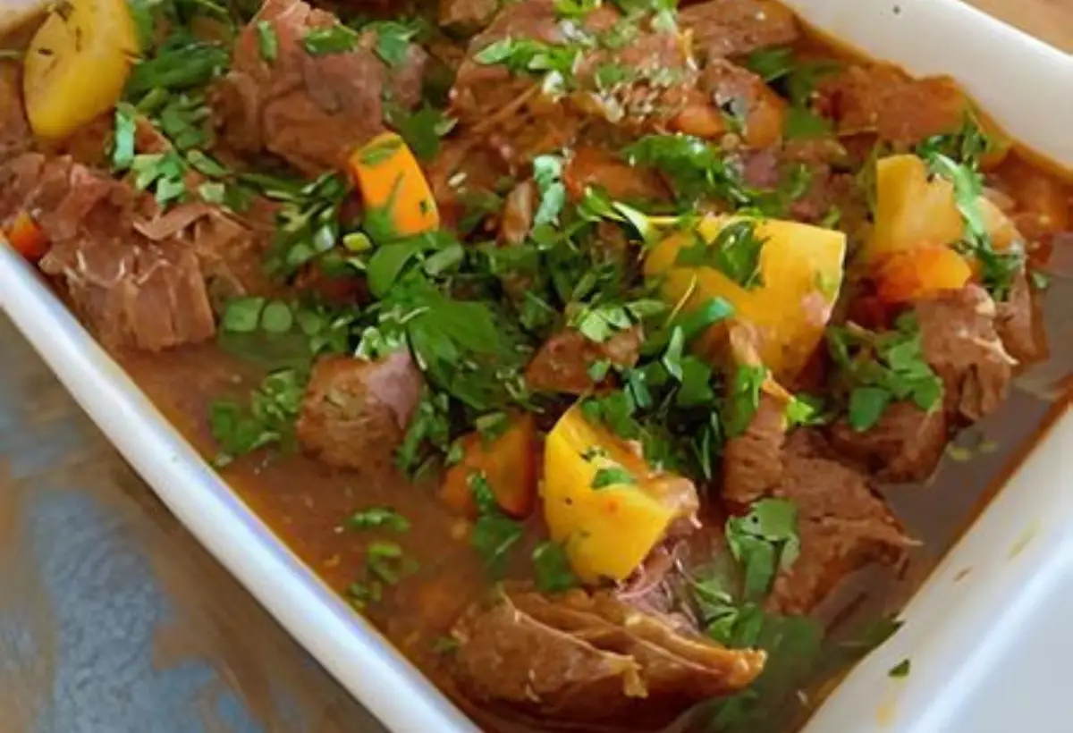 Carne de Panela com Batata e Cenoura na Panela de Ferro