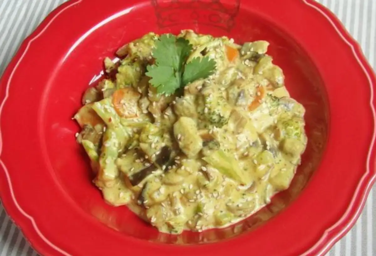 Curry de Legumes na Panela de Pedra