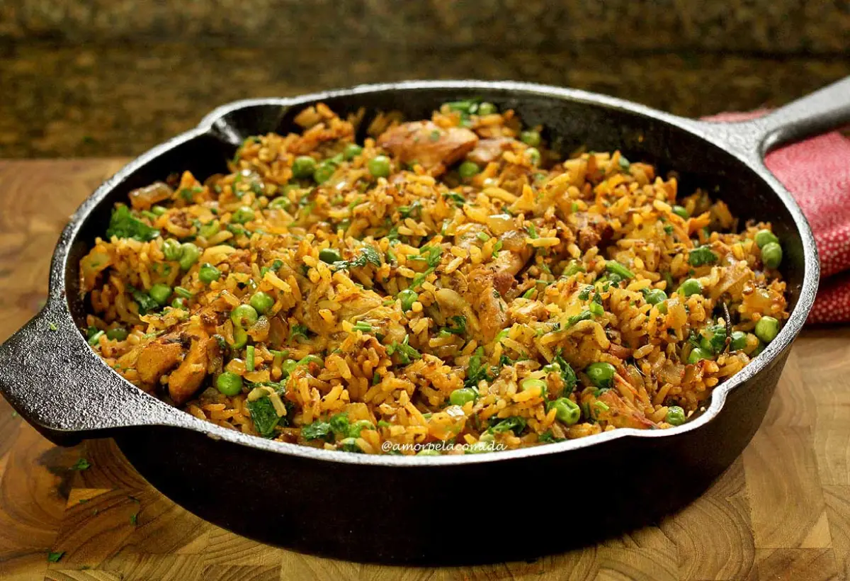 Galinhada na Panela de Ferro