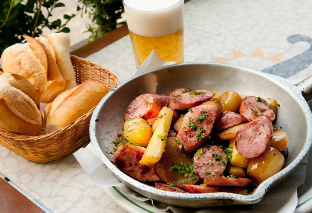 linguiça-na-cachaça