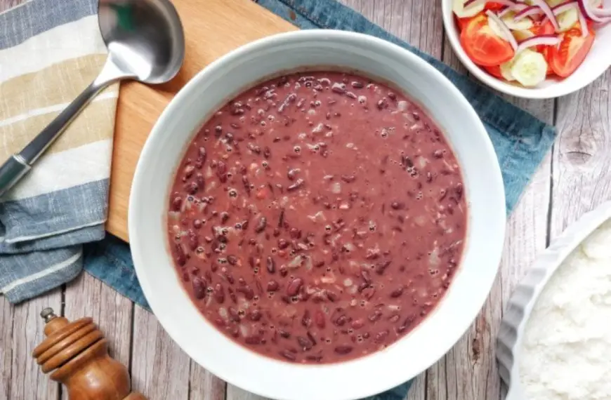 Feijão Vermelho na Panela de Pedra