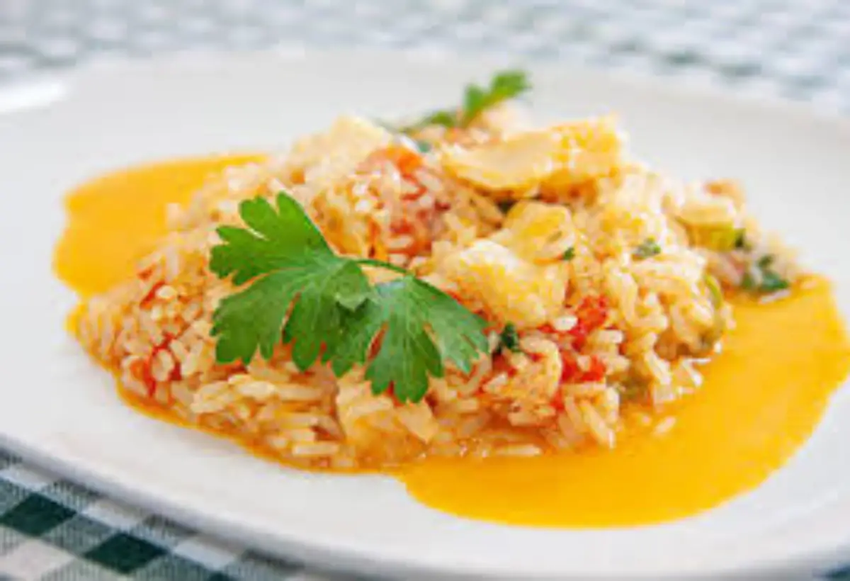 Arroz com Bacalhau na Panela de Barro
