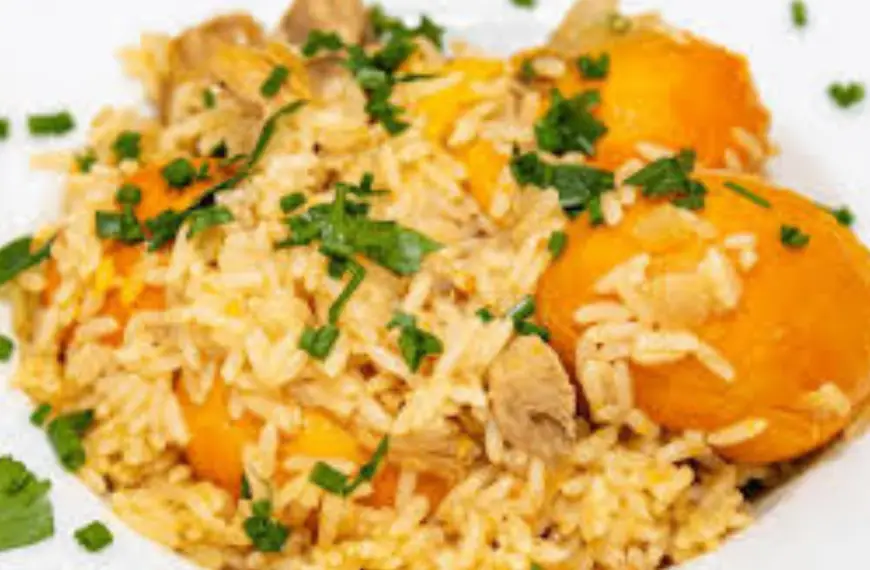 Arroz com Pequi na Panela de Barro