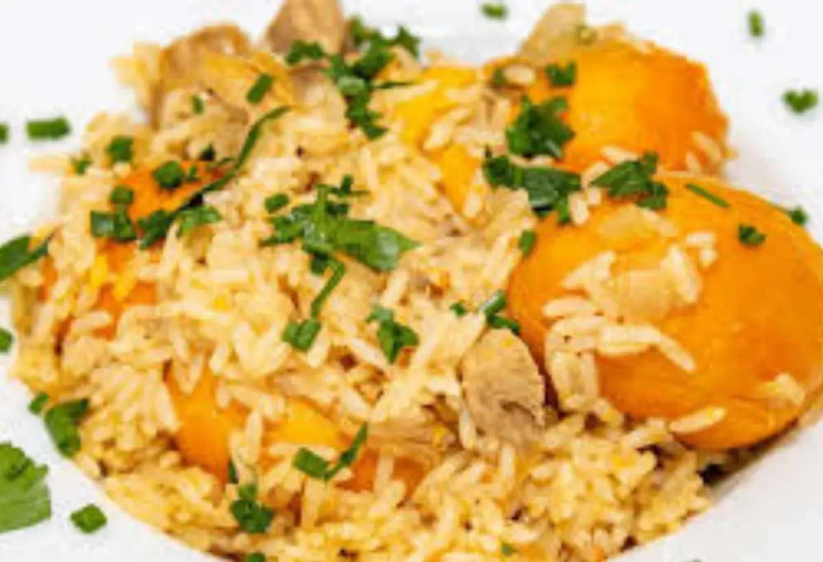 Arroz com Pequi na Panela de Barro