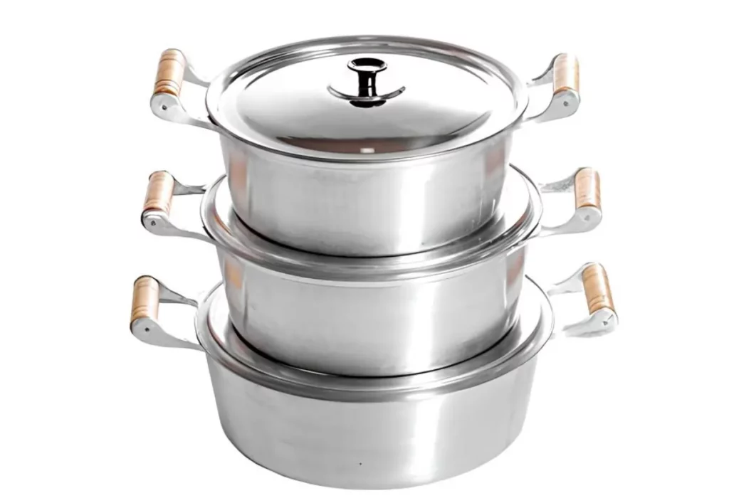 Jogo de panela de alumínio fundido.