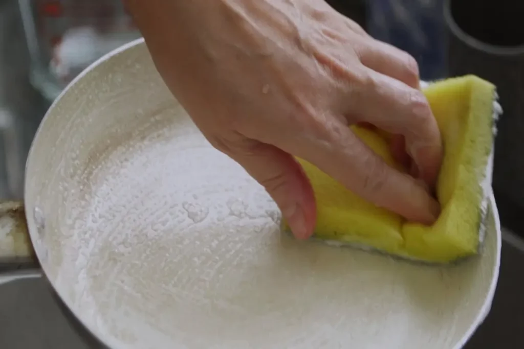 limpeza de panela de ceramica