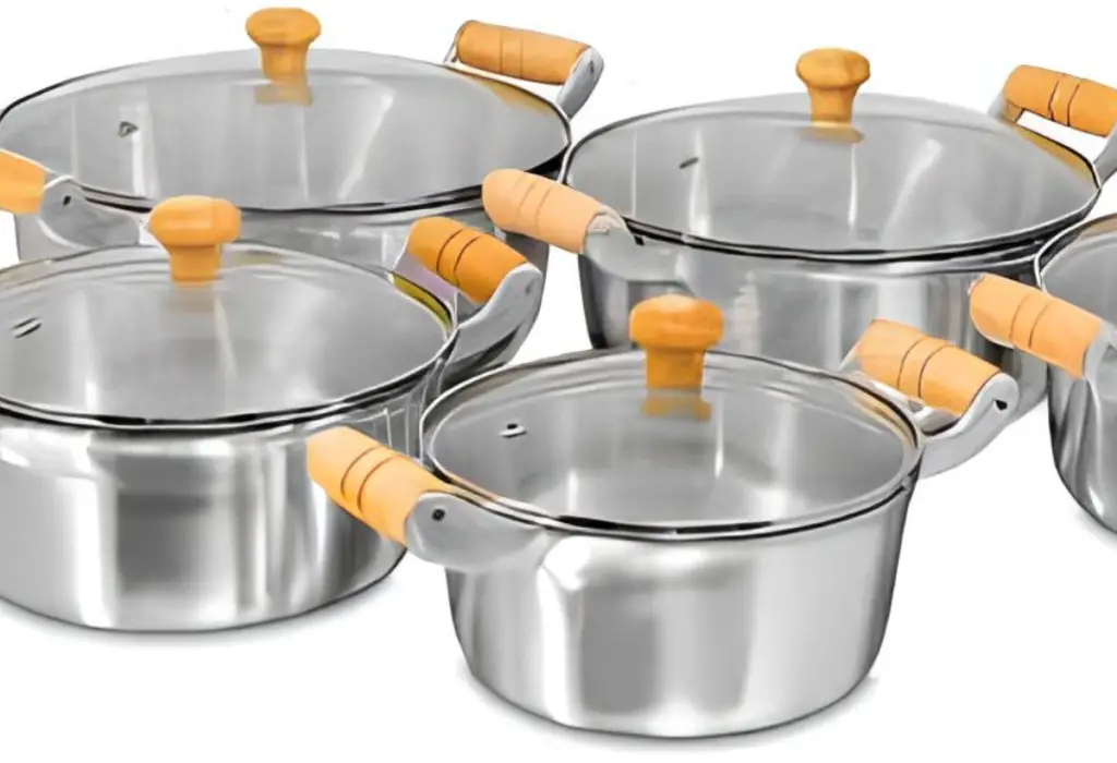 jogo de panelas de alumínio fundido.