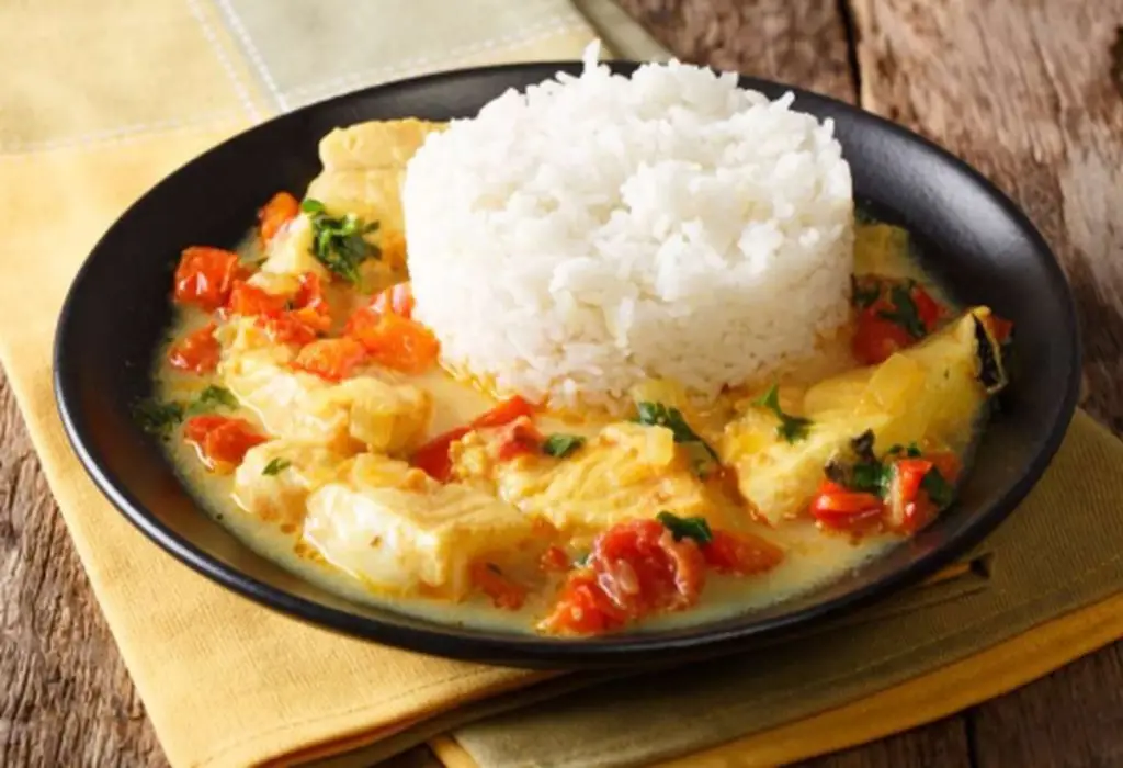 peixe-ao-molho-de-coco