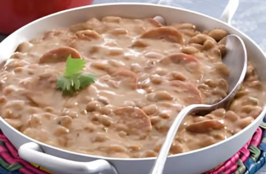 Tutu de Feijão na Panela de Pedra