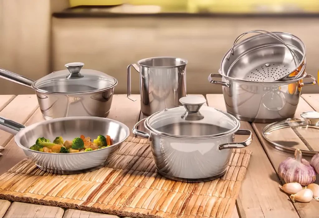 Jogo de panela de alumínio.