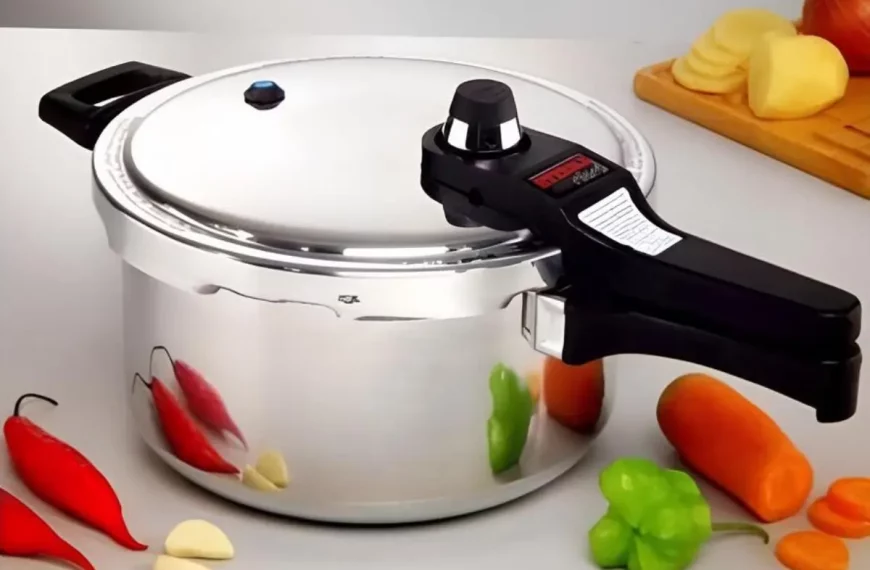 Panela de pressãp da marca nigro.