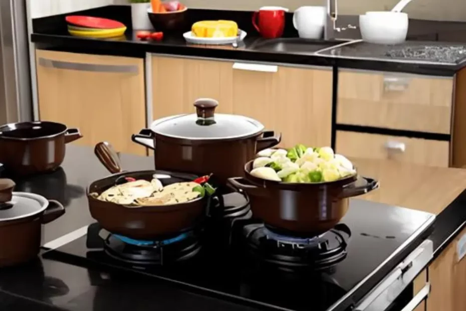 panelas de cerâmicas em cima de um fogão.