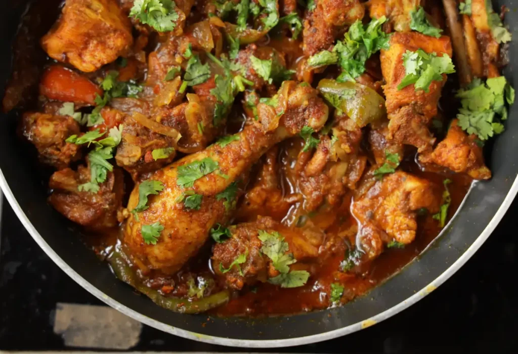 Frango feito na panela de pressão.