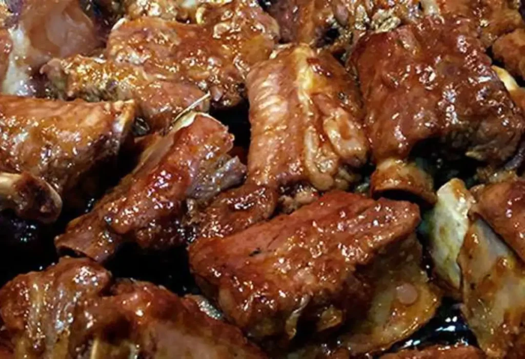 costelinhas de porco feito na panela de pressão.