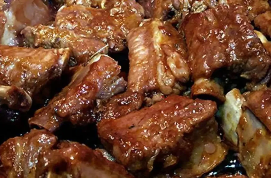 costelinhas de porco feito na panela de pressão.