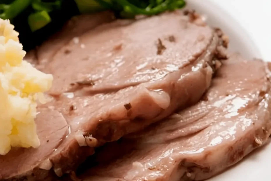 um prato com lagarto feito na panela de pressão.