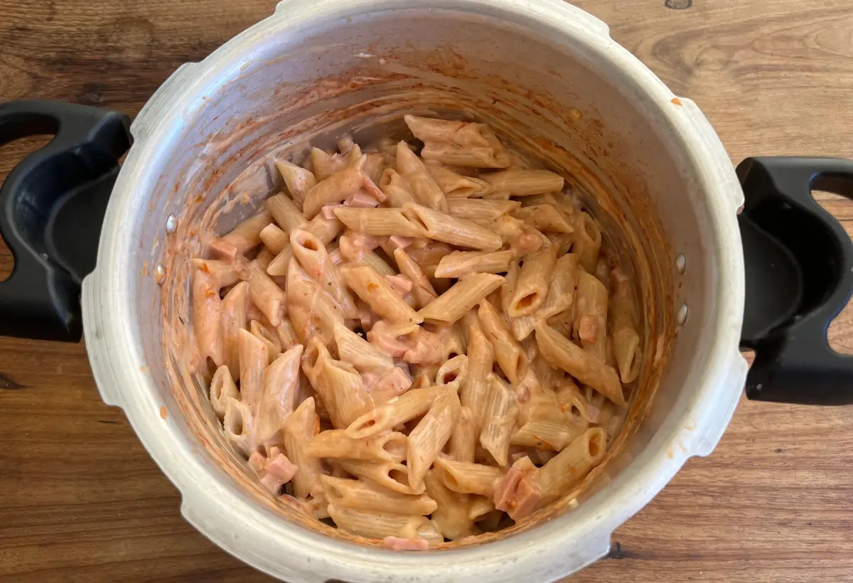 Macarrão Cremoso na Panela de Pressão