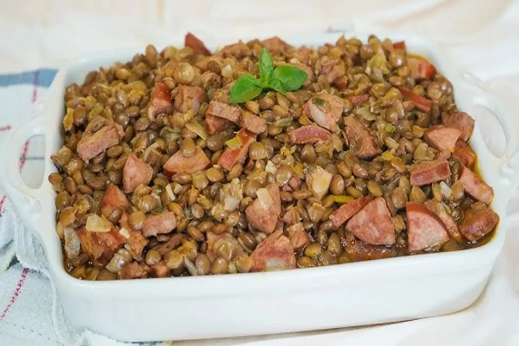 Como Preparar Lentilha no Ano Novo com calabresa