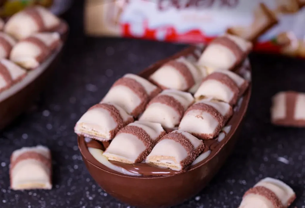 Um ovo de páscoa Kinder Bueno caseiro