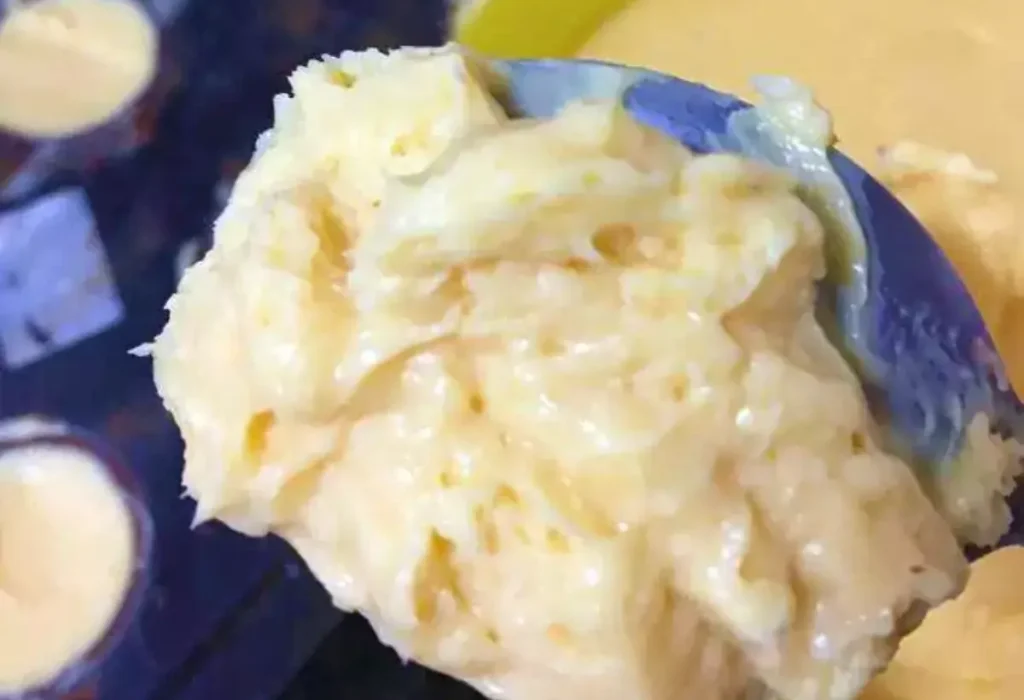 Creme de maracujá para rechear um ovo de pascoa caseiro.