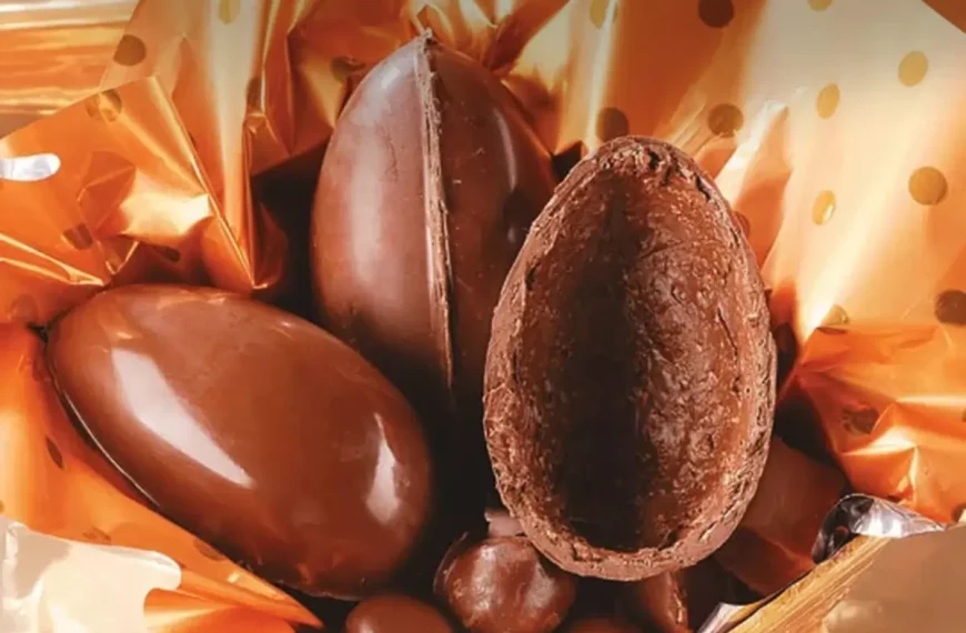 Cascas de ovo de páscoa crocante.